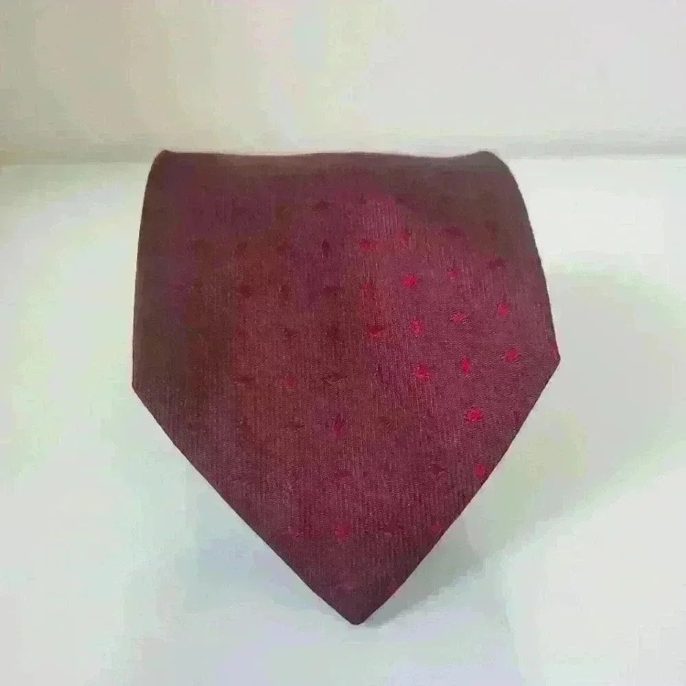 BALTHAZAR PARIS 100% silk  merlot tie.